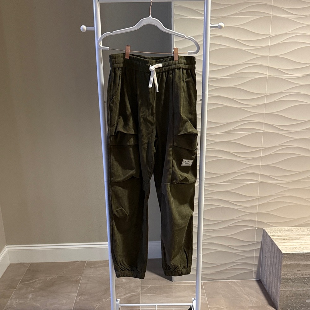 SOLD Olive Cargo Pants for Men